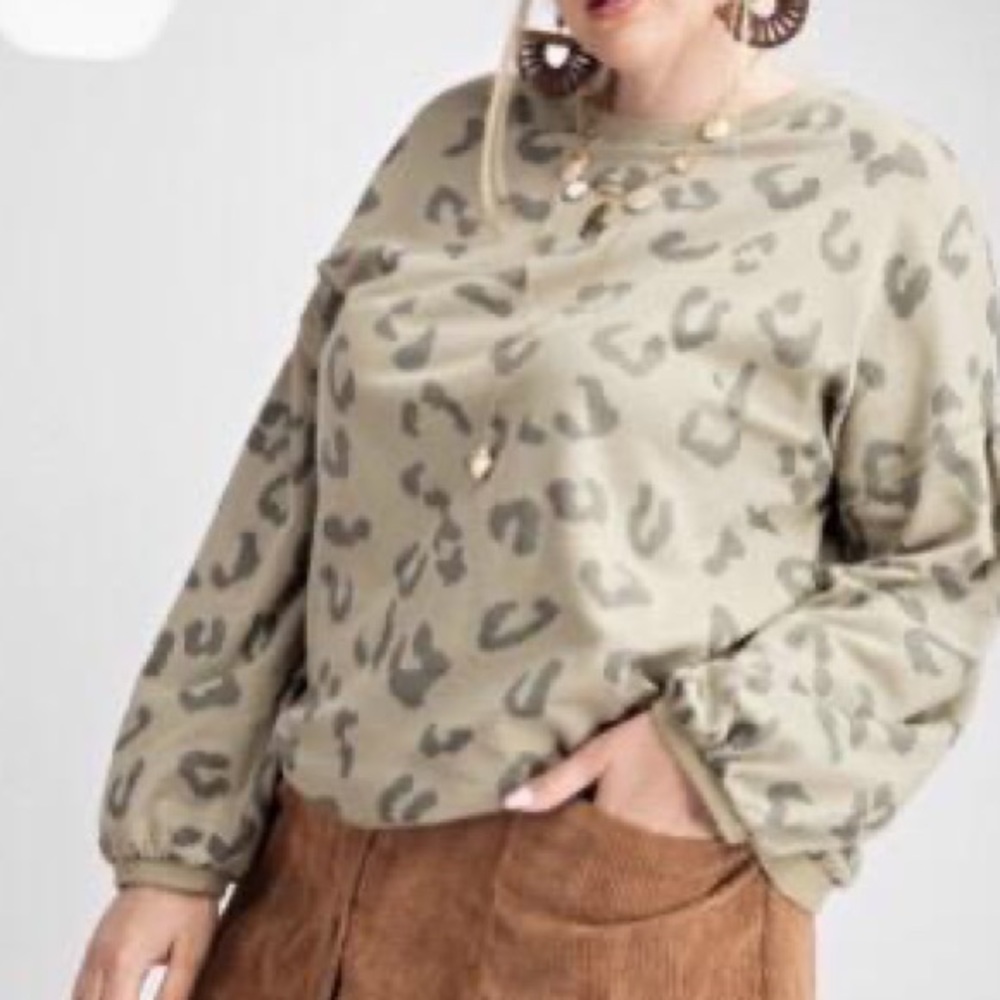 Animal print crew neck sweatshirt